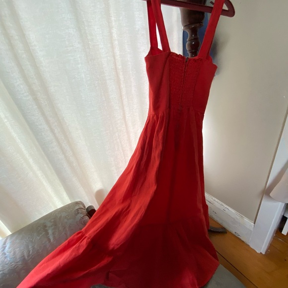 Reformation %100 Linen Manet Dress in Hot Day - Picture 12 of 16